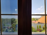 Aplikace protisluneční folie